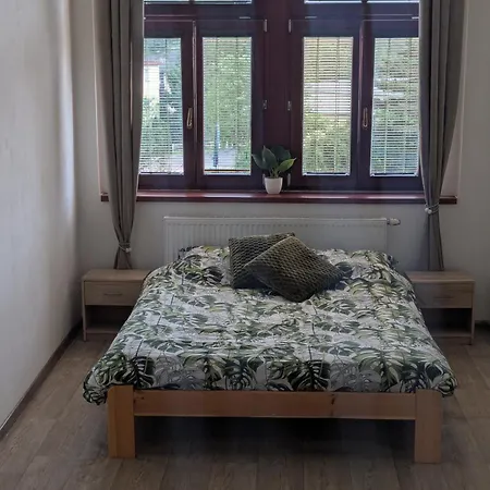 Cozy & Elegant 2-bedroom *